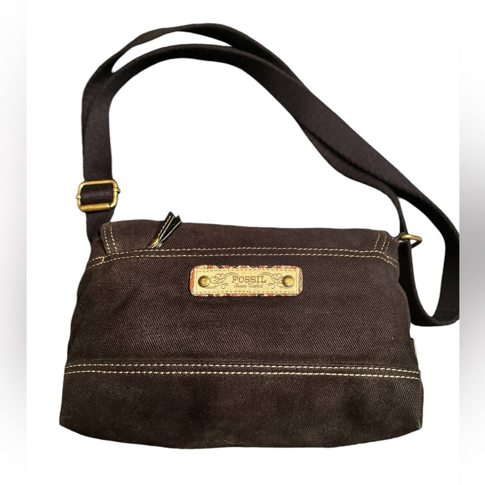 Fossil cloth crossbody purse in black. Like new! Super soft material.